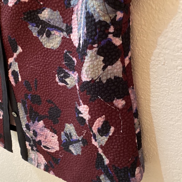 Cosette Collared Top - Picture 11 of 11